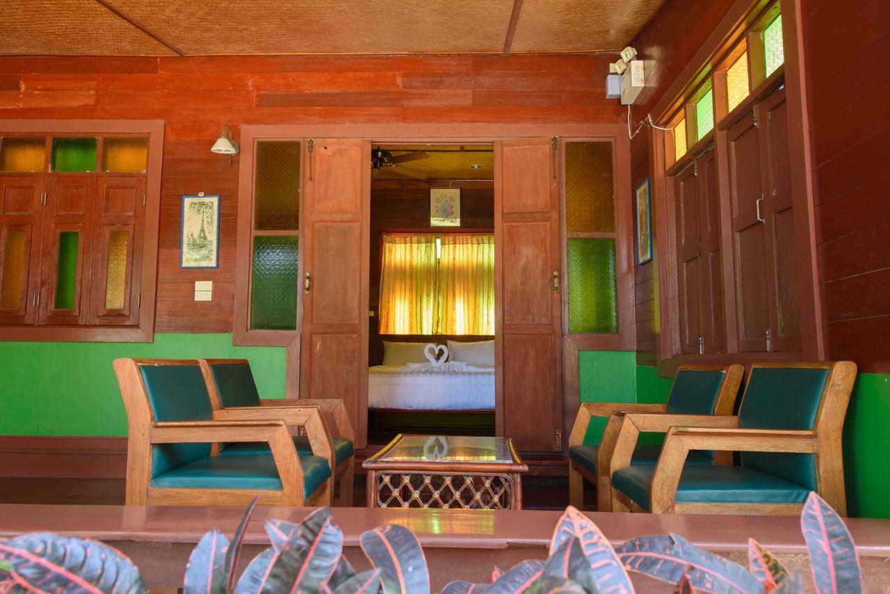 Ruen Khaoyai Hotel Pakchong Exterior photo