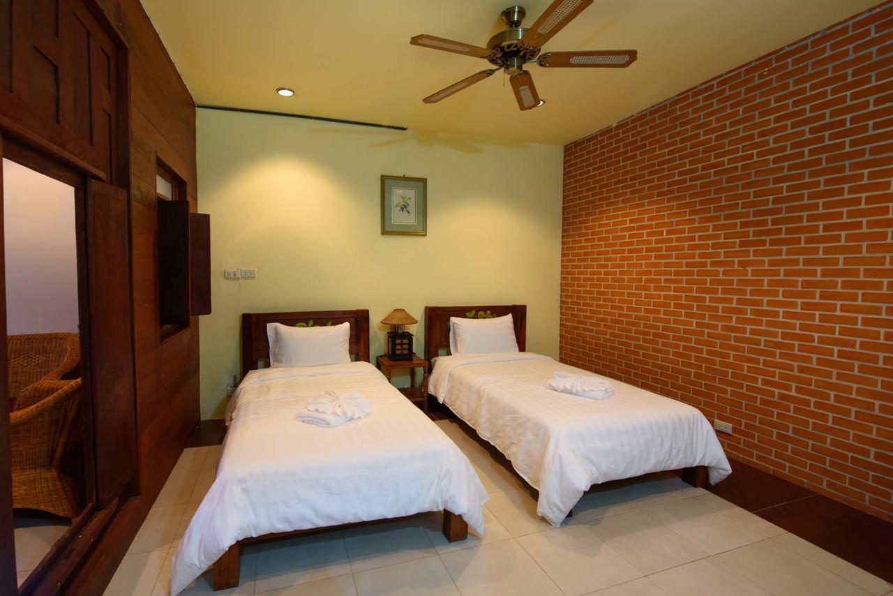 Ruen Khaoyai Hotel Pakchong Exterior photo