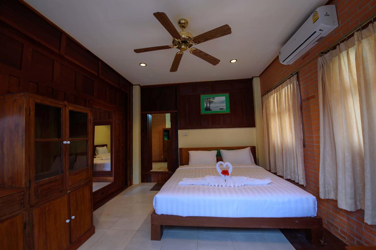 Ruen Khaoyai Hotel Pakchong Exterior photo