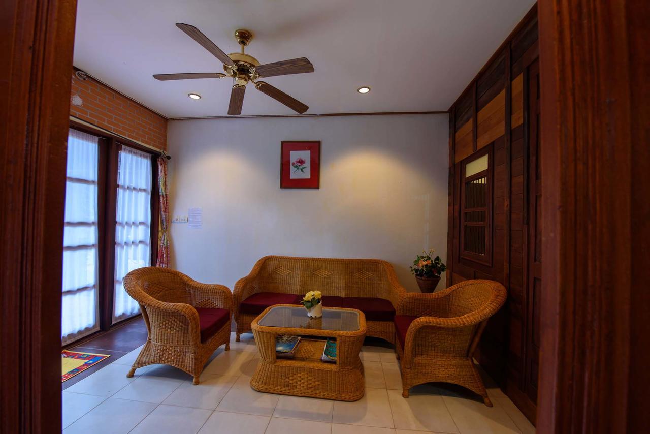 Ruen Khaoyai Hotel Pakchong Exterior photo