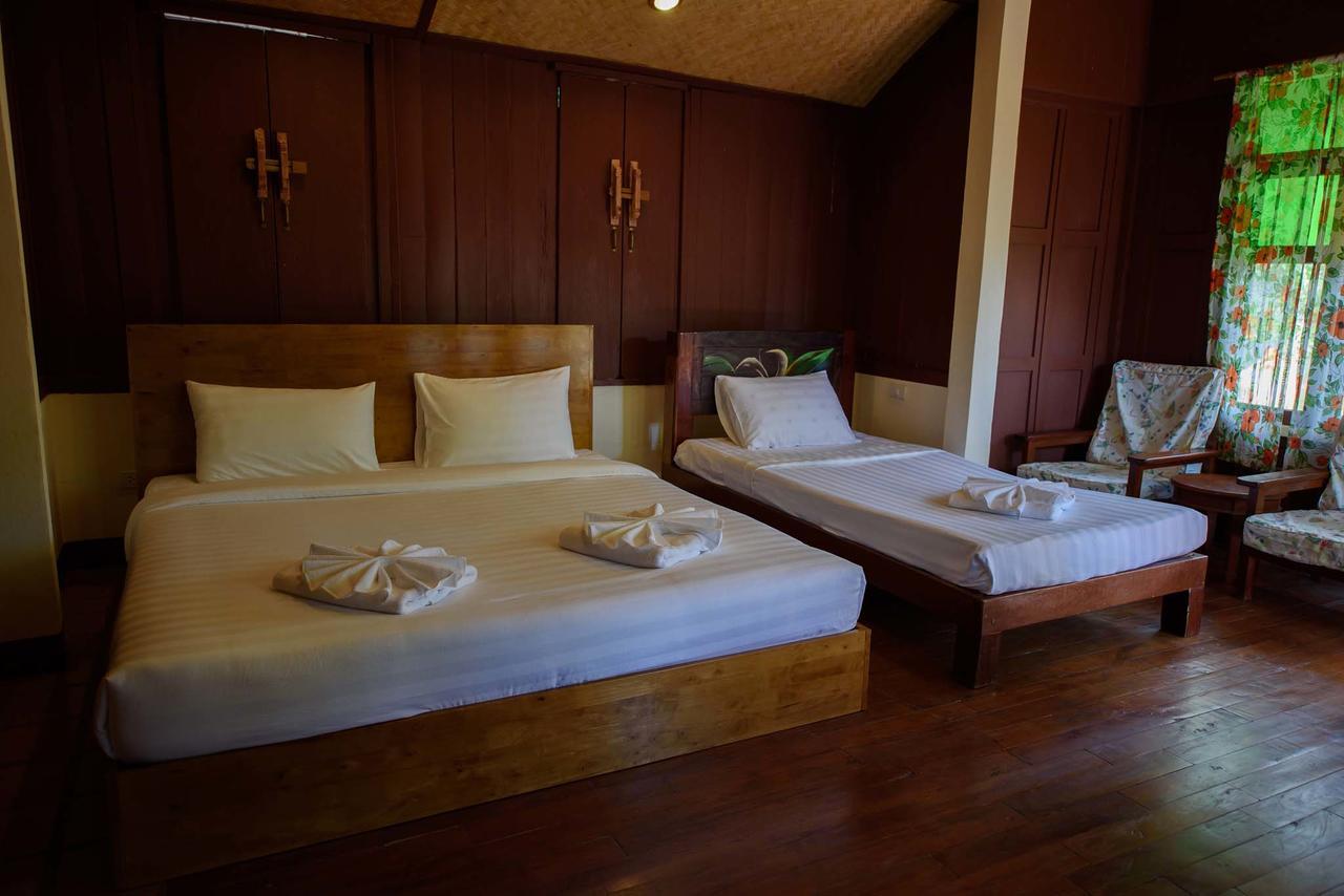 Ruen Khaoyai Hotel Pakchong Exterior photo